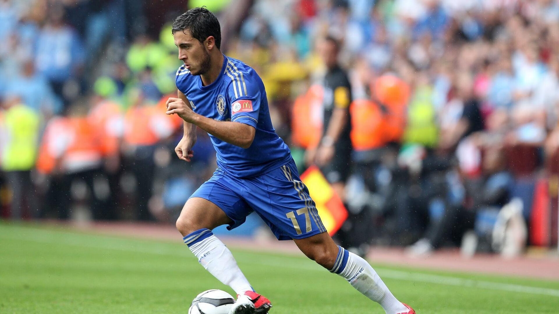 详细阅读:开云体育全站-破纪律纪录!欧冠赛场上的“疯狂”表现,欧冠经典比赛 开云体育全站-破纪律纪录!欧冠赛场上的“疯狂”表现,欧冠经典比赛